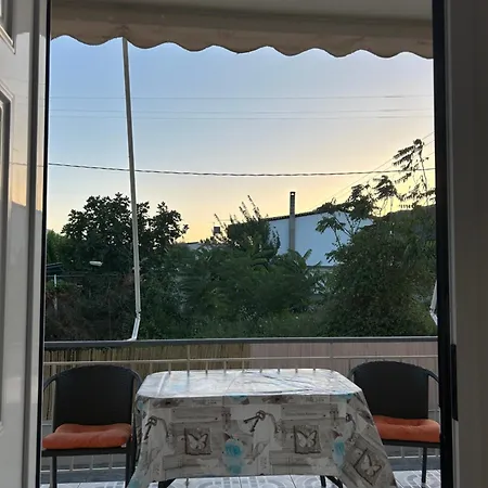 κτήμα καρνέση Appartement Edipsos