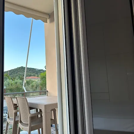 κτήμα καρνέση Appartement Edipsos