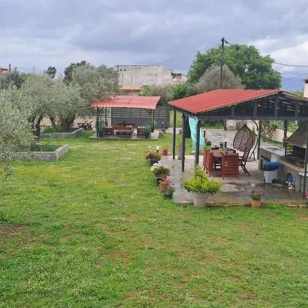 κτήμα καρνέση 1 アパート エディプソス